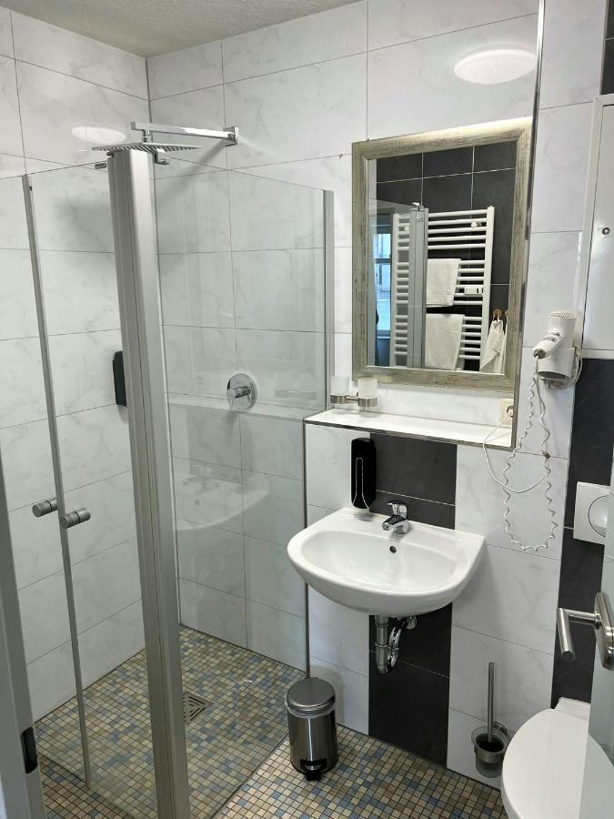 Hotel Villa Am Paradies Jena Bagian luar foto